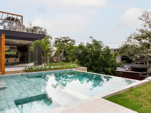 #1832 - Casa para Venda em Barueri - SP - 1