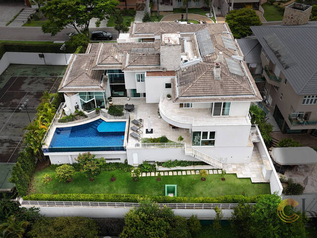 Casa para Venda em Santana de Parnaíba - 4