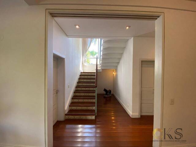 Casa para Venda em Santana de Parnaíba - 5