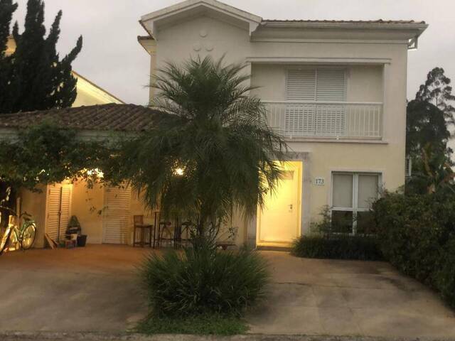 #1854 - Casa para Locação em Santana de Parnaíba - SP - 1