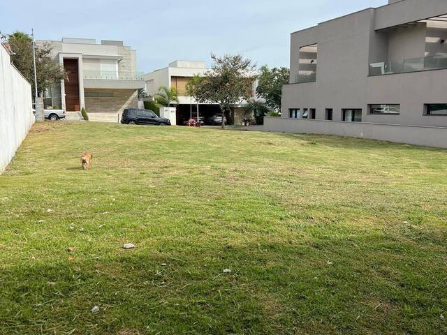 #1855 - Terreno em condomínio para Venda em Santana de Parnaíba - SP