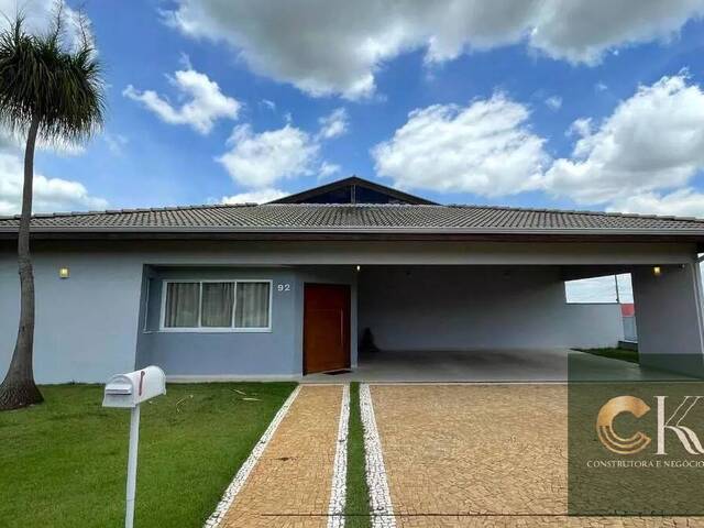 #1899 - Casa para Venda em Salto - SP