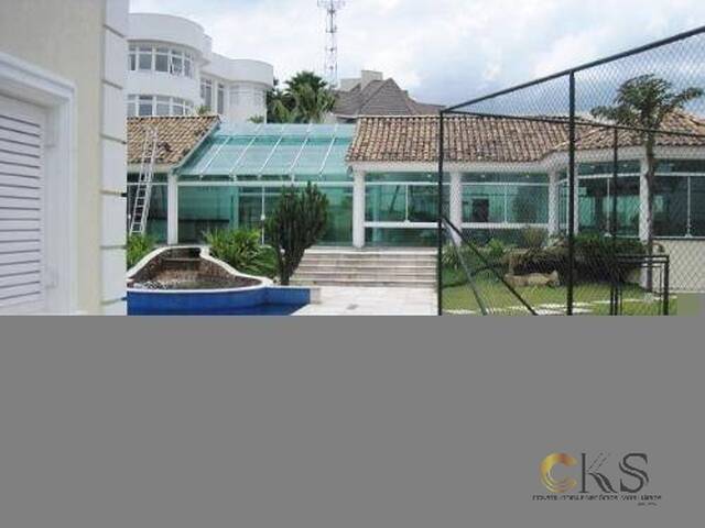 Casa para Venda em Santana de Parnaíba - 2