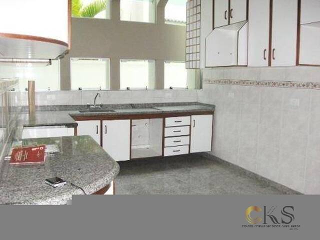 Casa para Venda em Barueri - 4