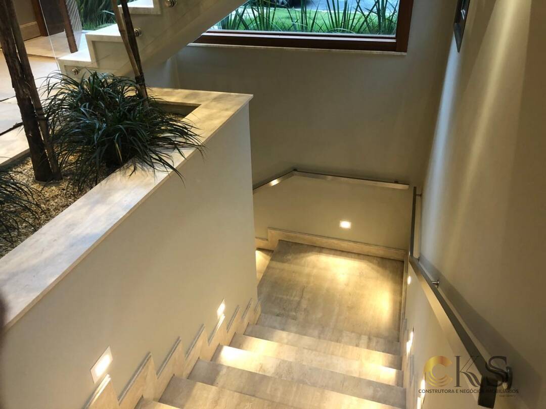 Casa, 4 quartos, 575 m² - Foto 21