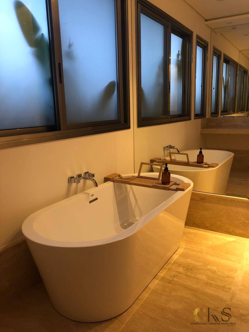 Casa, 4 quartos, 575 m² - Foto 25