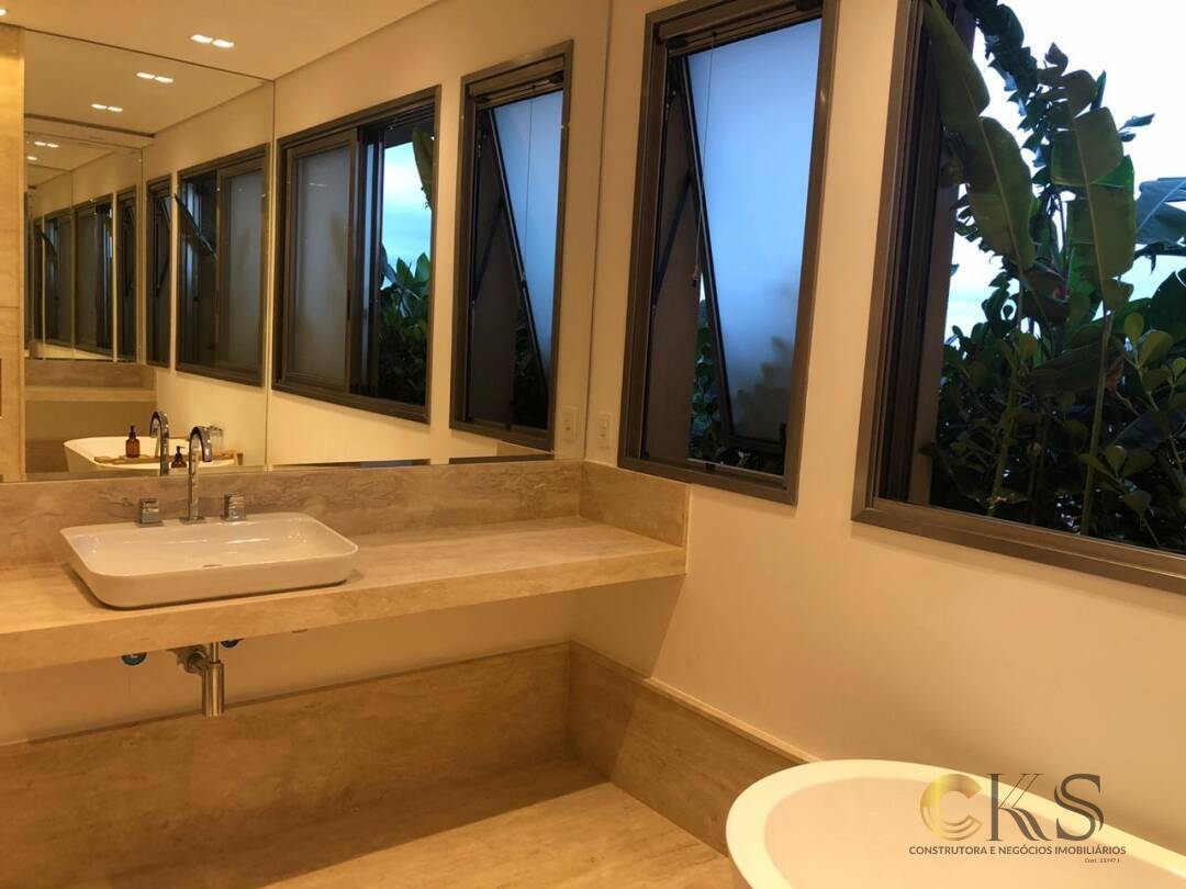 Casa, 4 quartos, 575 m² - Foto 24