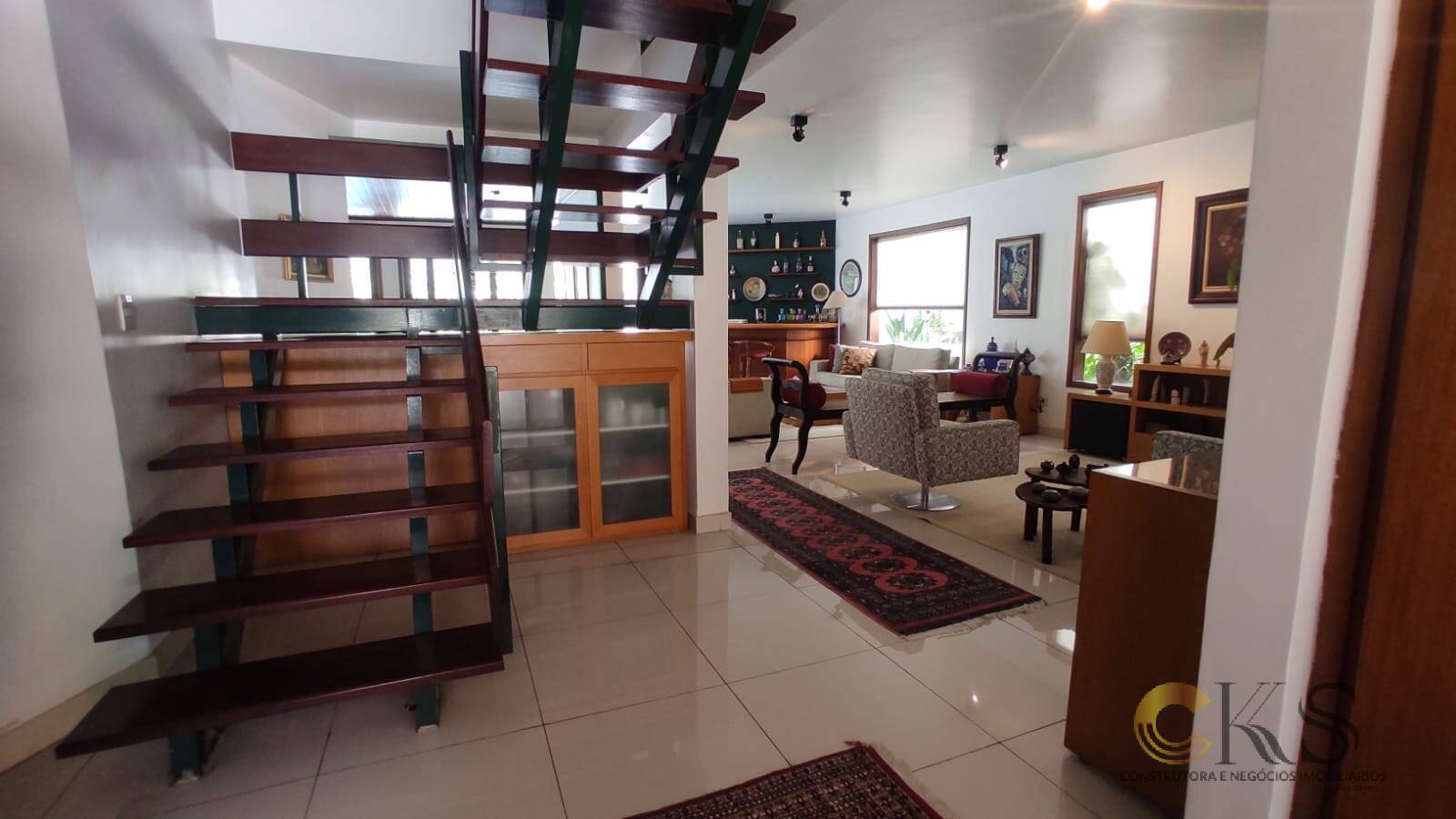 Casa, 3 quartos, 360 m² - Foto 3
