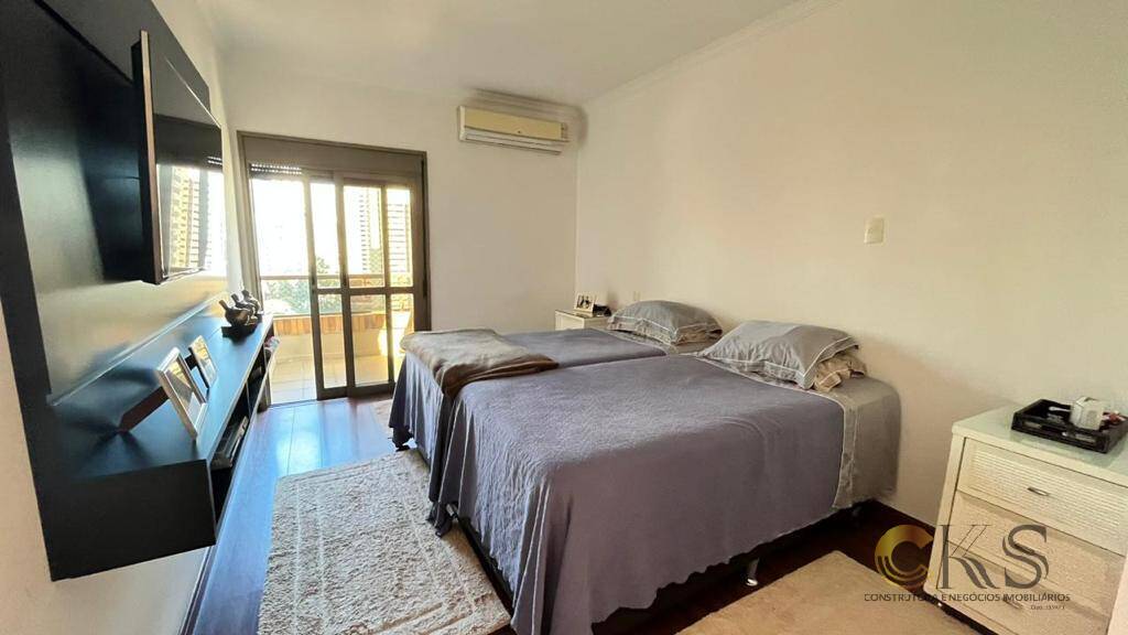 Apartamento, 4 quartos, 250 m² - Foto 11