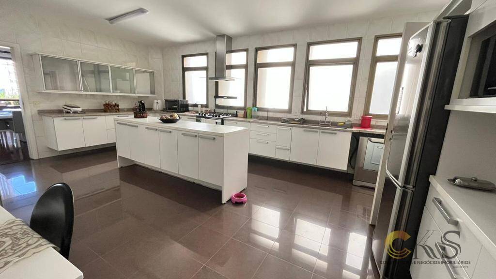 Apartamento, 4 quartos, 250 m² - Foto 4