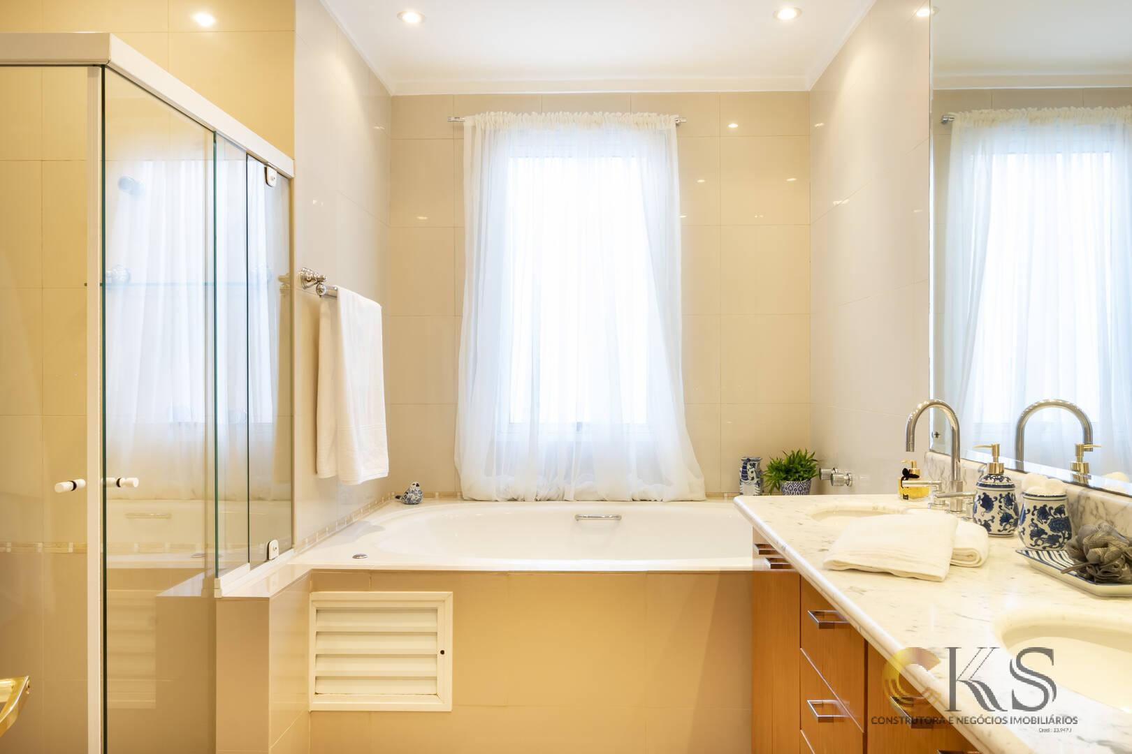 Casa, 4 quartos, 325 m² - Foto 18