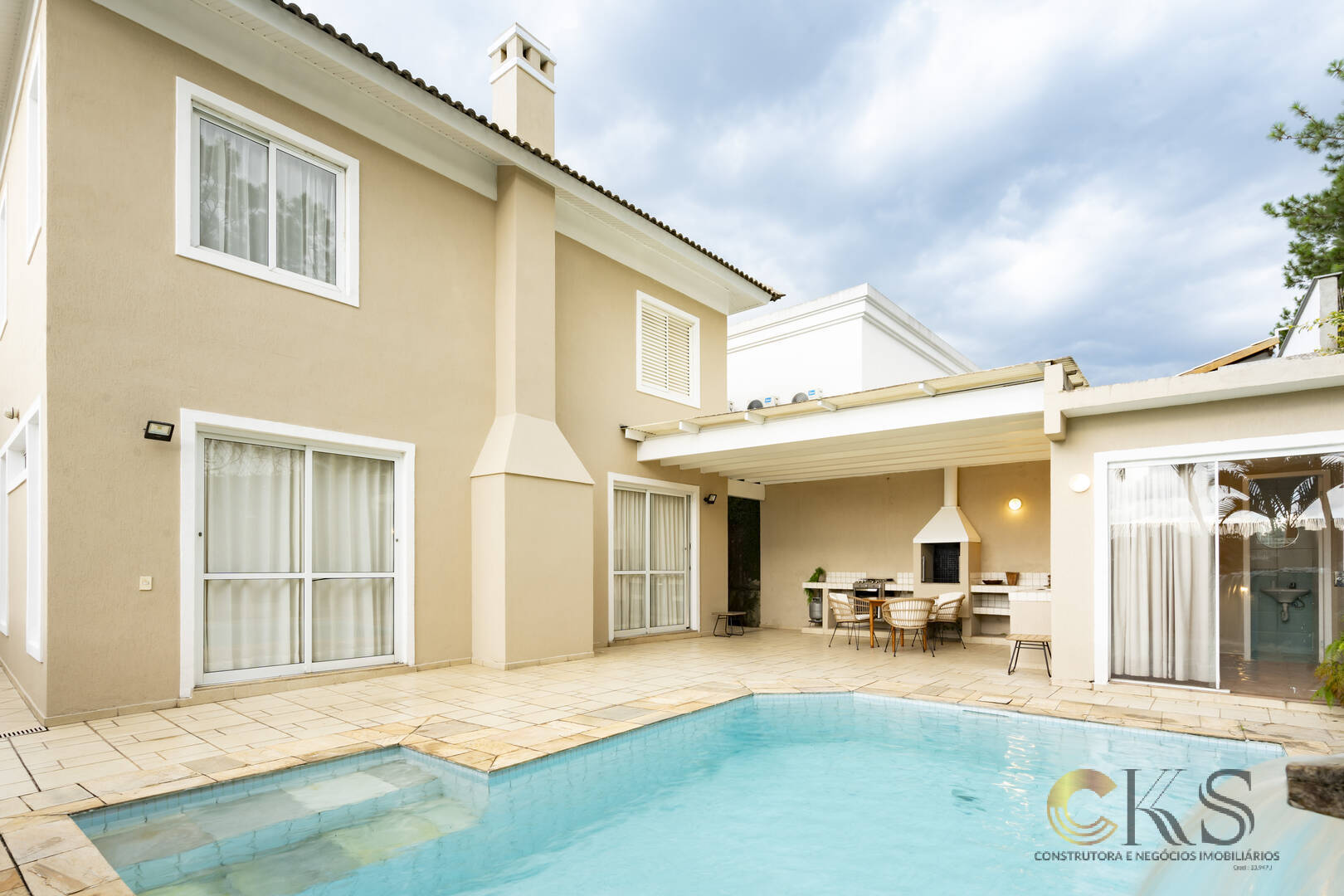 Casa, 4 quartos, 325 m² - Foto 38