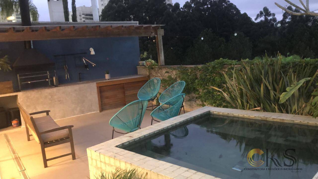 Casa, 3 quartos, 236 m² - Foto 2