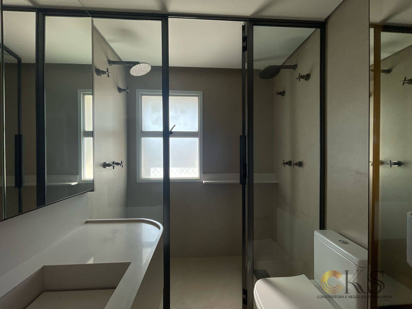 Apartamento, 3 quartos, 243 m² - Foto 35