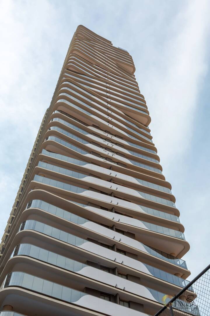 Apartamento, 3 quartos, 185 m² - Foto 1